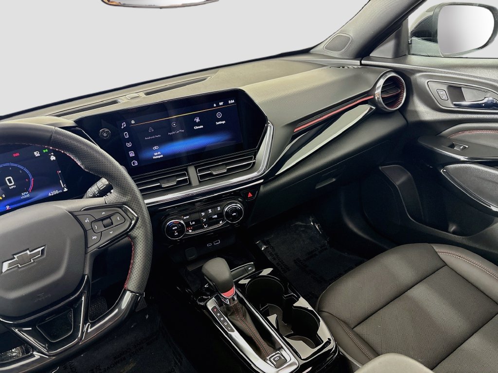 Certified 2026 Chevrolet Trax RS w/ Sunroof Package FWD image 25