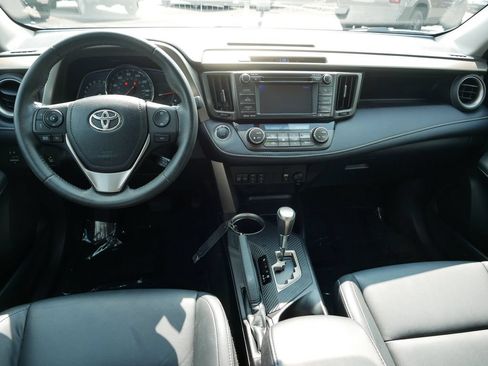 Used 2013 Toyota RAV4 Limited AWD/4WD image 13