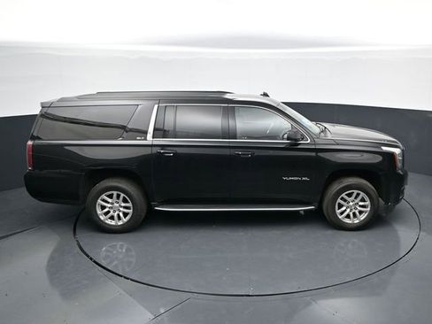 Used 2020 GMC Yukon XL SLT AWD/4WD image 16