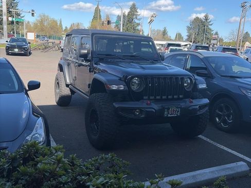 Used 2022 Jeep Wrangler Unlimited Rubicon image 2