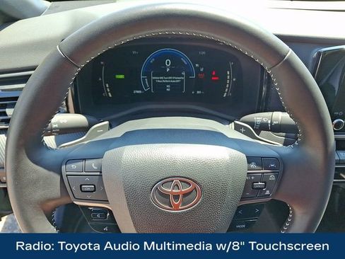 Used 2025 Toyota Camry SE w/ Convenience Package AWD/4WD image 4