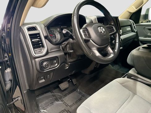 Used 2020 RAM 1500 Big Horn AWD/4WD image 11