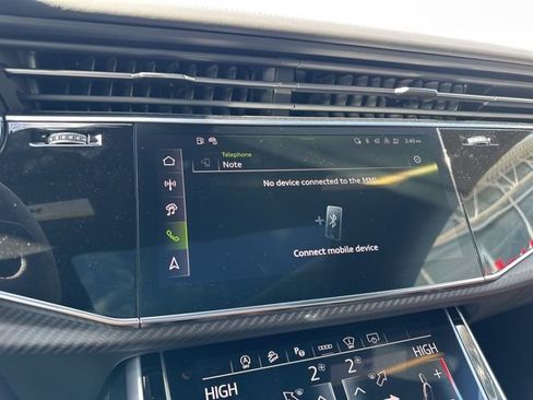 New 2025 Audi RS Q8 performance image 35