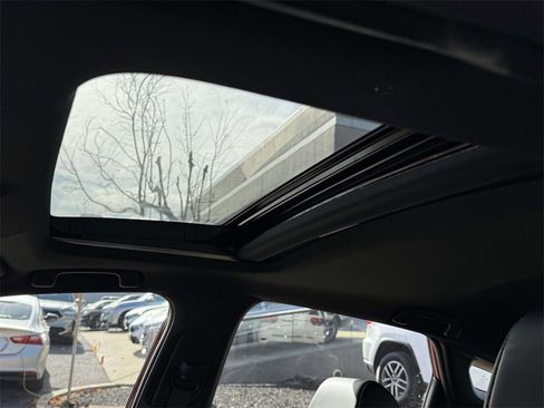 Certified 2025 Acura Integra A-Spec image 28