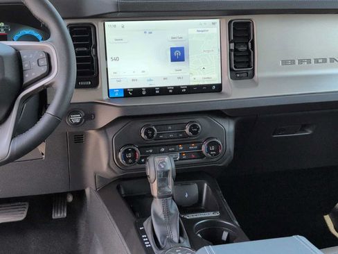 New 2026 Ford Bronco Outer Banks AWD/4WD image 19