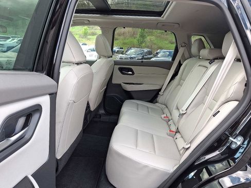 Used 2023 Nissan Rogue SV w/ SV Premium B Package AWD/4WD image 10