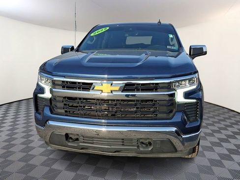 Certified 2022 Chevrolet Silverado 1500 LT image 2