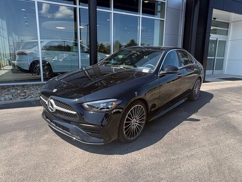 Used 2026 Mercedes-Benz C 300 4MATIC Sedan image 2
