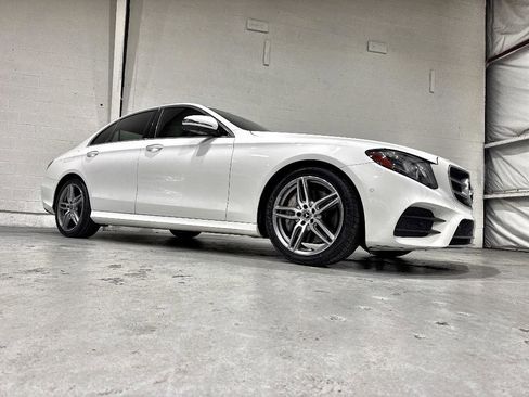 Used 2019 Mercedes-Benz E 300 image 9
