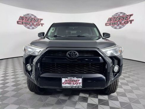 Used 2019 Toyota 4Runner SR5 image 2