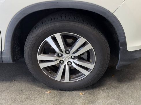 Used 2018 Honda Pilot EX-L image 10