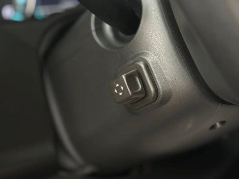 Used 2019 GMC Yukon SLT AWD/4WD image 29