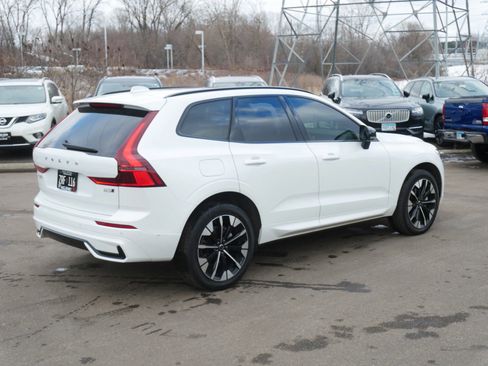 Used 2026 Volvo XC60 B5 Plus w/ Climate Package image 7