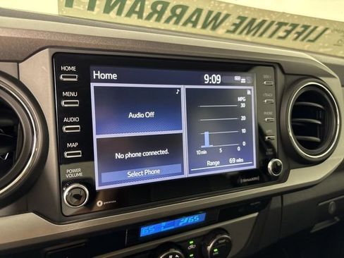 Used 2022 Toyota Tacoma SR5 w/ Technology Package RWD image 28