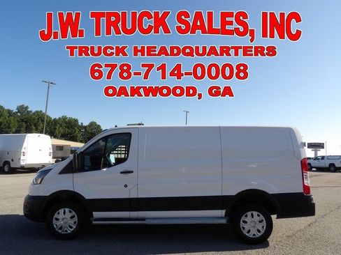 Used 2025 Ford Transit 250 Low Roof w/ Exterior Upgrade Package RWD image 2