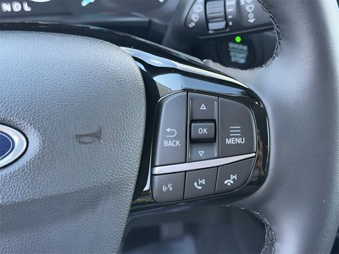 Used 2022 Ford Escape SE w/ Cold Weather Package image 15