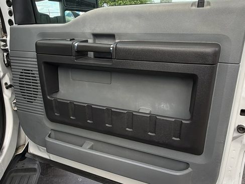 Used 2016 Ford F450 XL w/ Power Equipment Group image 22