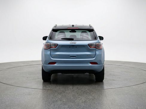 Used 2025 Jeep Compass Limited AWD/4WD image 7