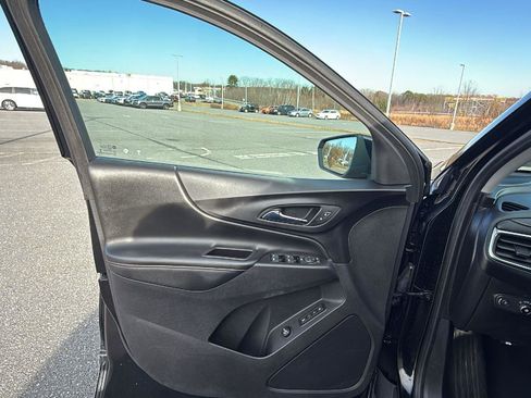 Used 2020 Chevrolet Equinox Premier w/ Premier Redline Edition image 25