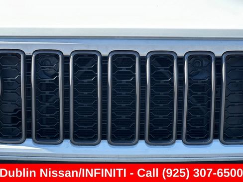 Used 2024 Jeep Wrangler Unlimited AWD/4WD image 48