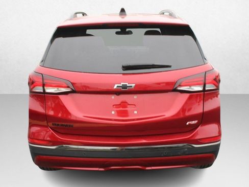 Used 2023 Chevrolet Equinox RS image 4