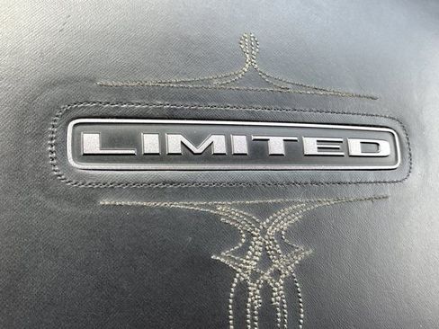 Used 2022 RAM 3500 Limited AWD/4WD image 46