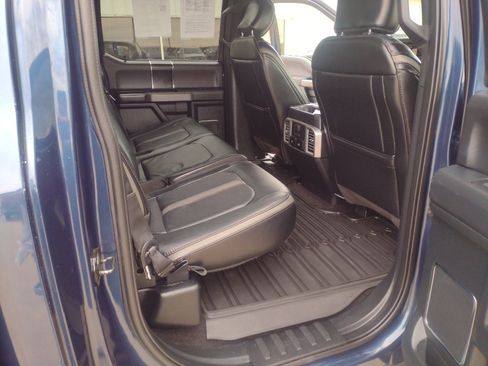 Used 2019 Ford F150 Platinum w/ Equipment Group 701A Luxury image 30