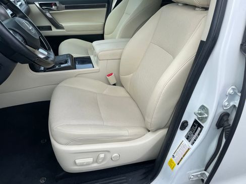 Used 2022 Lexus GX 460 Premium w/ Premium Plus Package AWD/4WD image 9