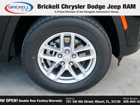 New 2026 Jeep Grand Cherokee Laredo X RWD image 38