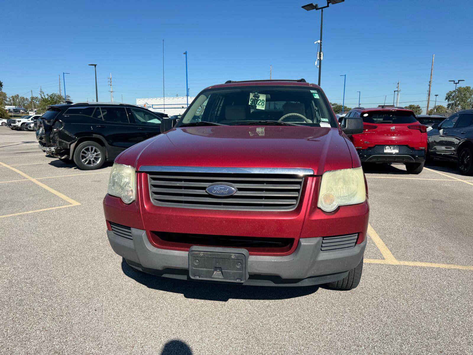 Used 2006 Ford Explorer XLS RWD image 4