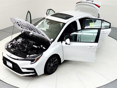 Certified 2023 Toyota Corolla SE image 23