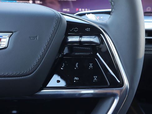 Used 2026 Cadillac Escalade Platinum Sport image 23