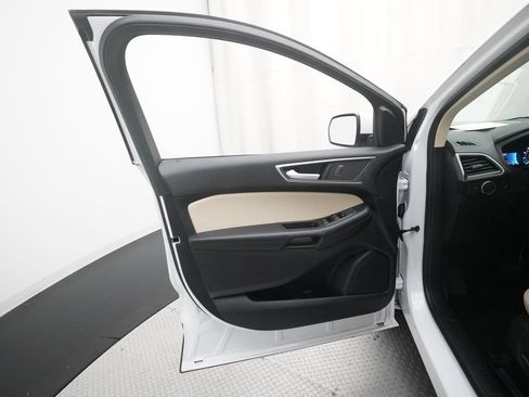 Used 2024 Ford Edge SEL w/ Convenience Package AWD/4WD image 30