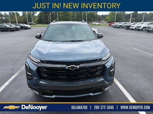 Used 2025 Chevrolet Equinox RS AWD/4WD image 1