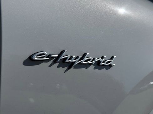 New 2026 Porsche Cayenne E-Hybrid image 28