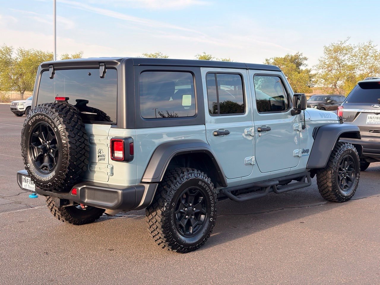 Used 2023 Jeep Wrangler Unlimited AWD/4WD image 8