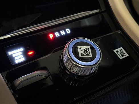 New 2025 Jeep Grand Cherokee L Limited image 22