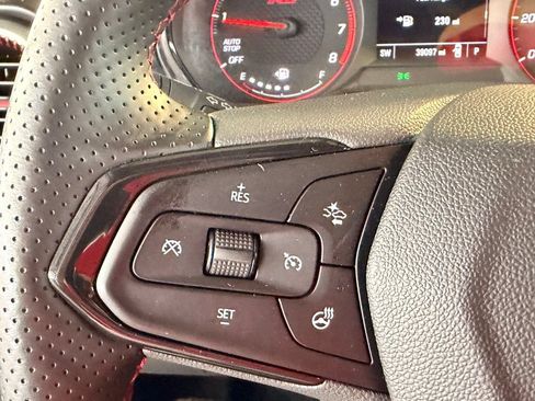 Used 2024 Chevrolet Trax RS w/ Driver Confidence Package FWD image 14