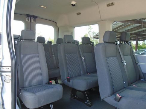 Used 2016 Ford Transit 150 XL image 8