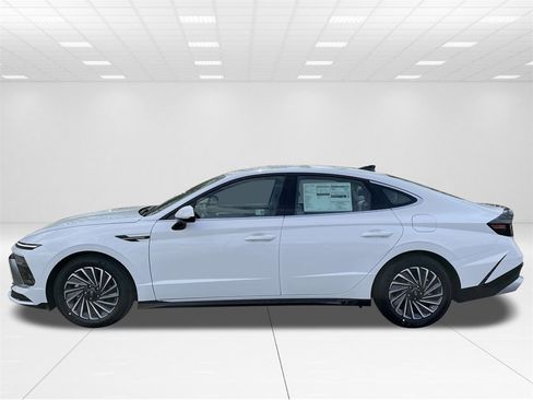 New 2025 Hyundai Sonata SEL image 4