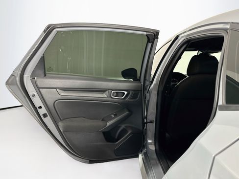 Used 2025 Honda Civic Sport image 25
