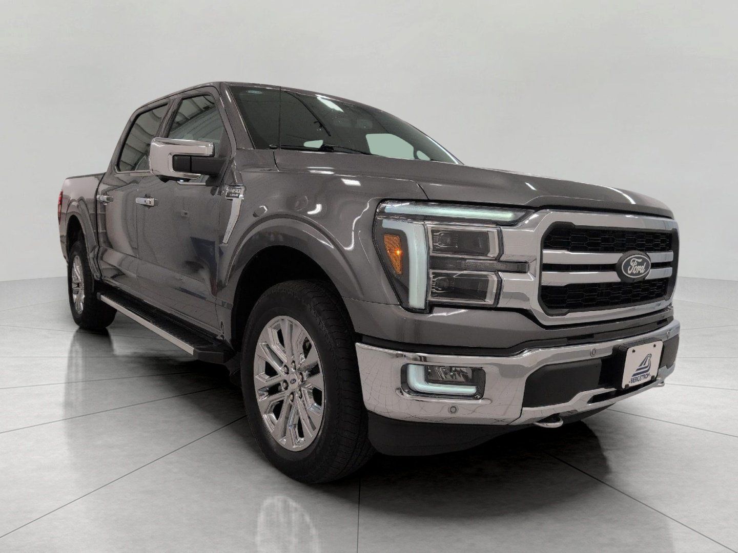 Used 2024 Ford F150 Lariat w/ Tow/Haul Package AWD/4WD image 1