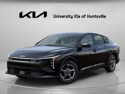 New 2026 Kia K4 LXS FWD image 3