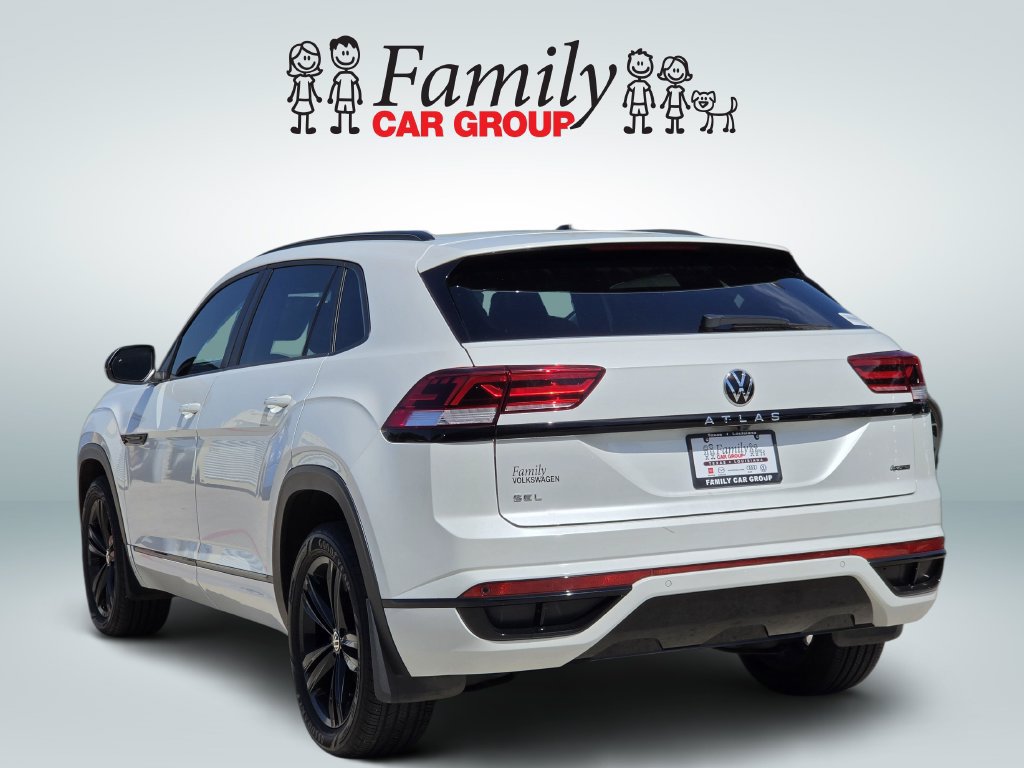 Used 2023 Volkswagen Atlas Cross Sport SEL R-Line AWD/4WD image 3