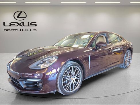 Used 2022 Porsche Panamera 4 image 1