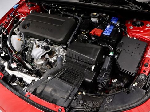 Used 2025 Honda Civic LX image 17