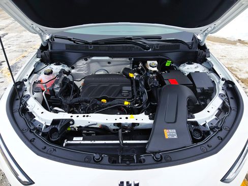 New 2026 Buick Envista Avenir image 3