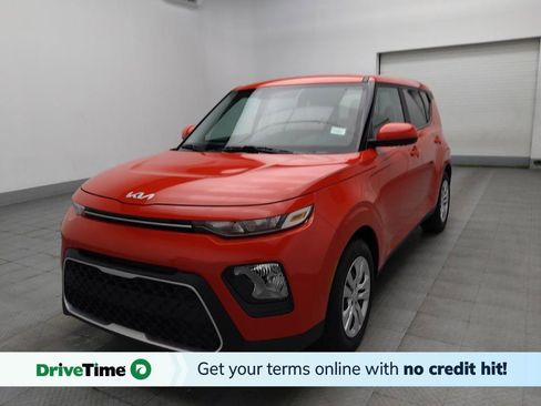 Used 2022 Kia Soul LX image 1