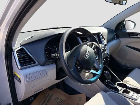 Used 2018 Hyundai Tucson SEL image 10