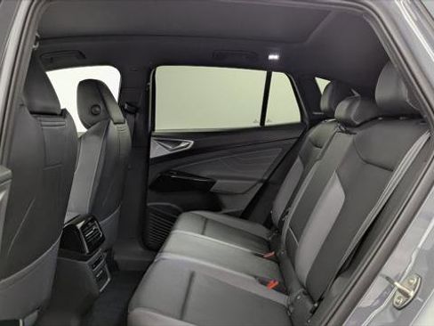 Used 2023 Volkswagen ID.4 Pro S Plus AWD/4WD image 16